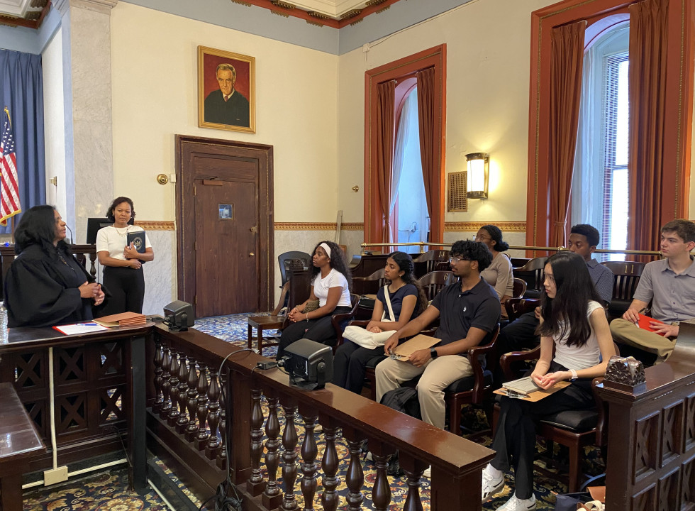 students in courtroom